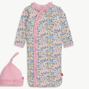 MAGNETIC ME
CHELSEA RUFFLE PLACKET GOWN